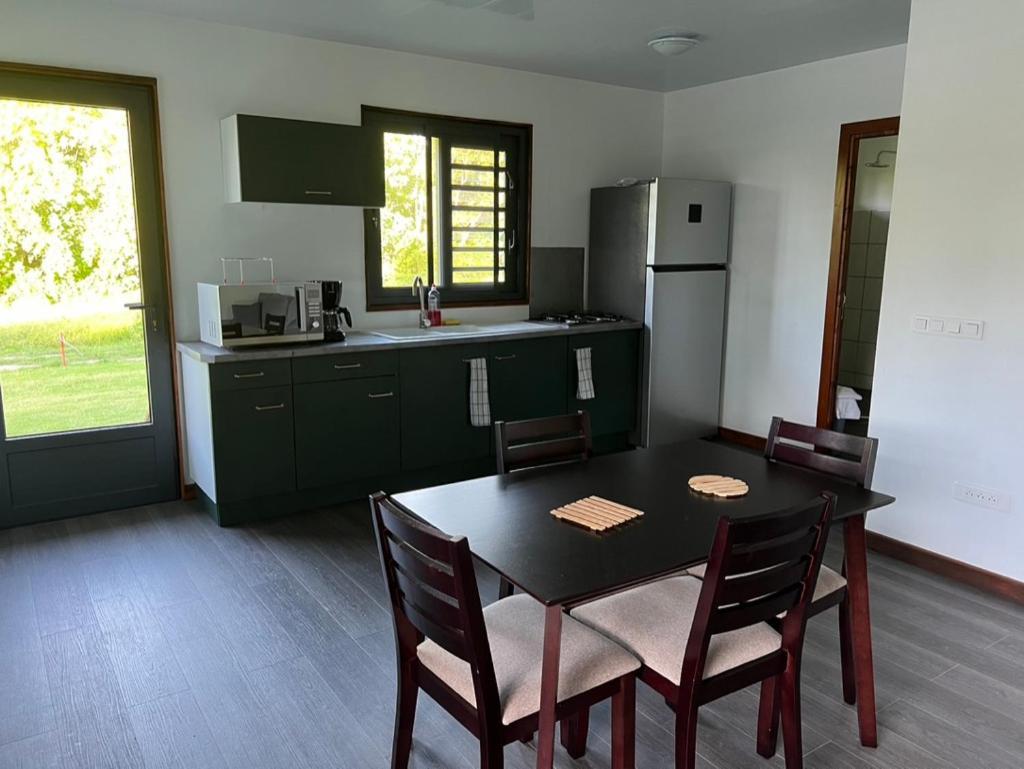 Parea Lodge Huahine Bungalow F2 #Miti 외부 사진